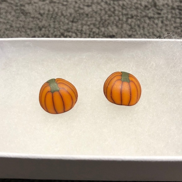 Earrings - Picture 1 of 2